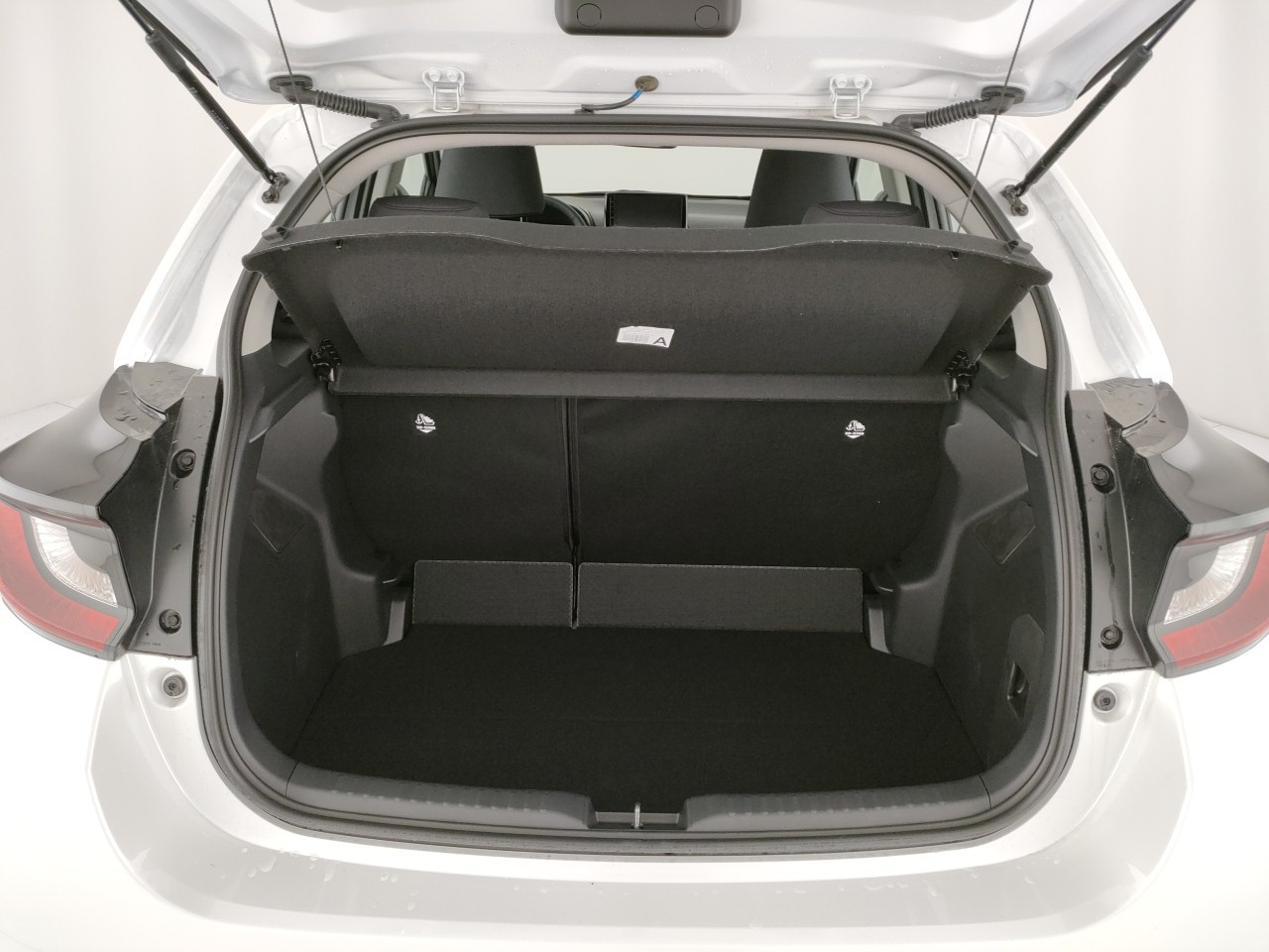 Mazda 2 Nuovo Ibrido benzina 2 Porto Mantovano