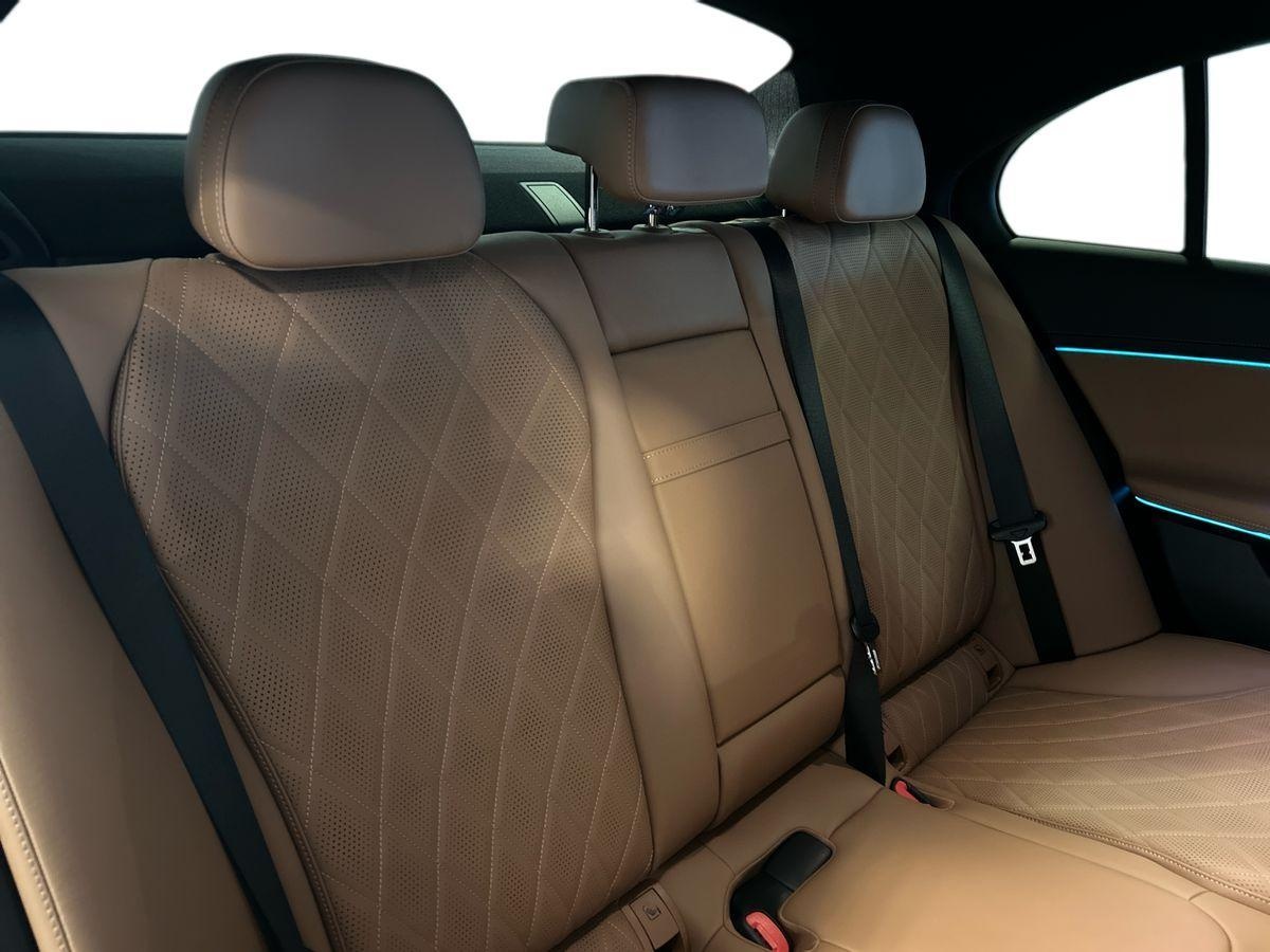 Mercedes Classe E Berlina Classe E Berlina 300 de Plug in hybrid AMG Line Advanced Plus 4Matic 9G-Tronic - 16