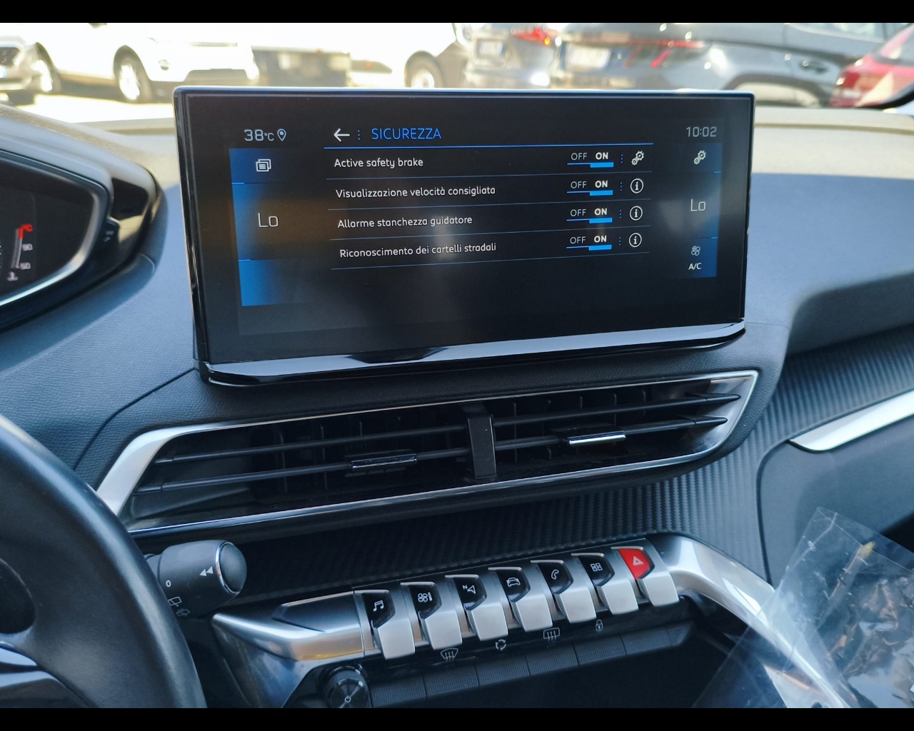 Foto PEUGEOT 3008 1.5 bluehdi Allure s&s 130cv eat8