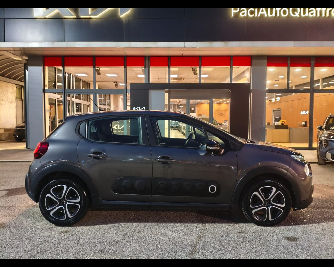 Foto CITROEN C3 1.2 puretech Feel s&s 83cv  