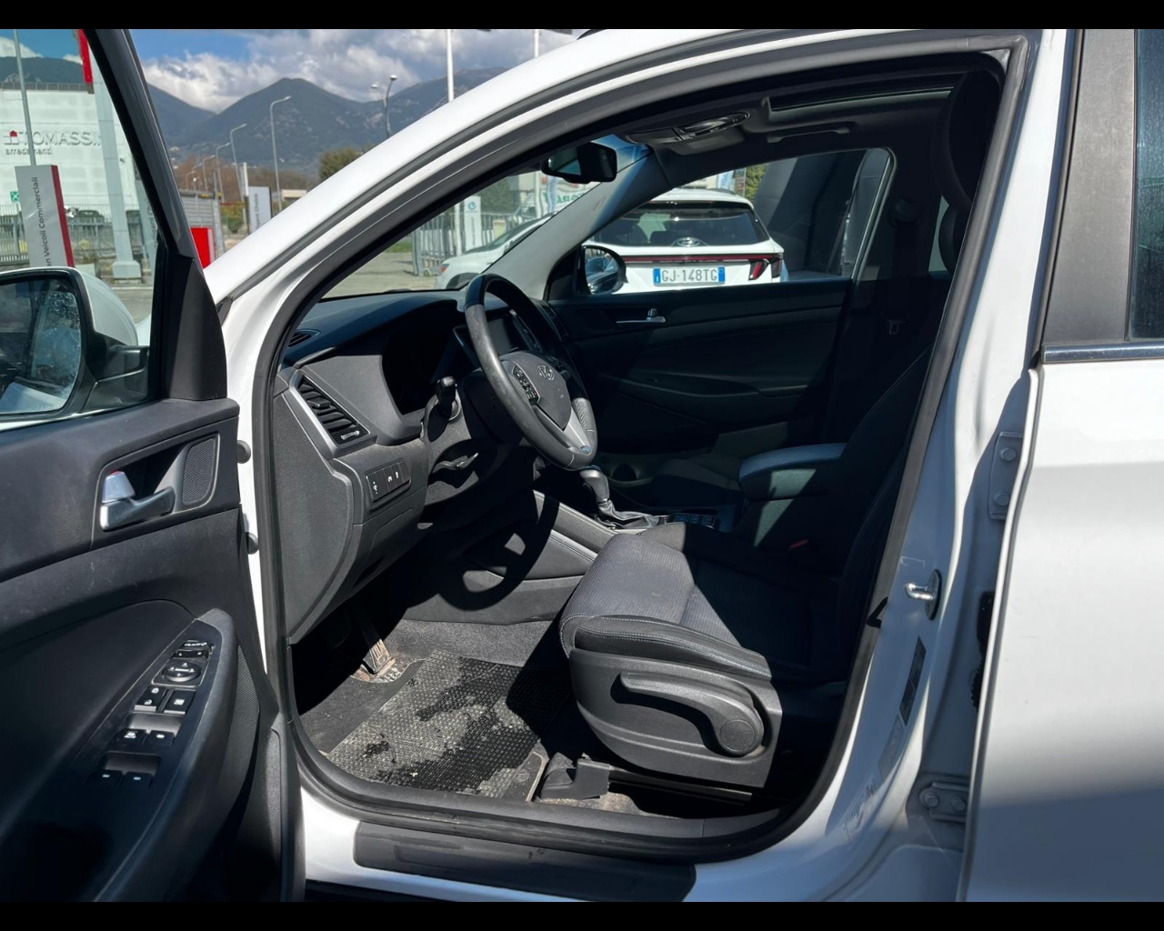 Foto HYUNDAI Tucson 1.7 crdi Xpossible 2wd 141cv dct