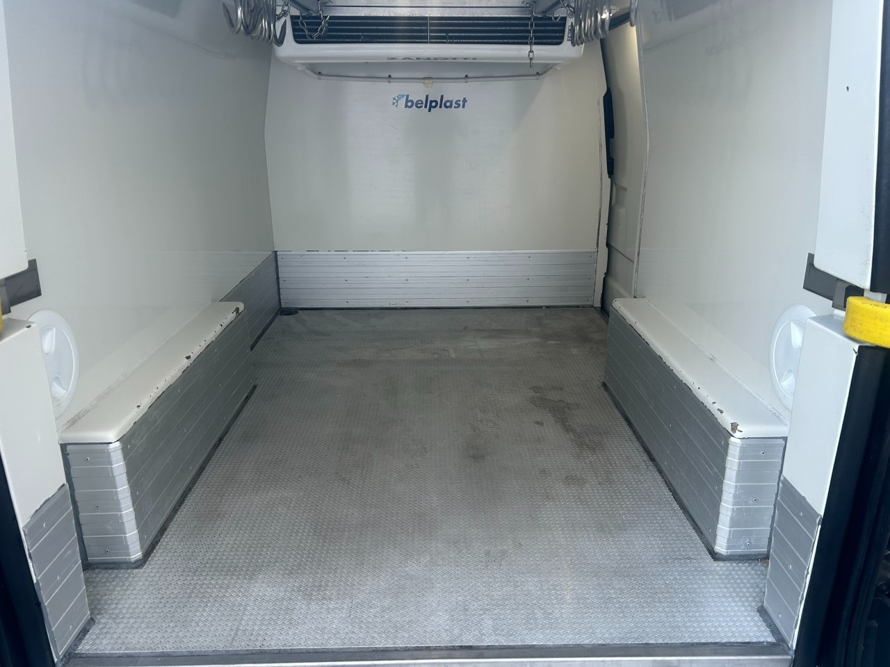 Ford Transit Custom I transit custom 270 2.0 tdci 130cv Trend L1H1 E6 - 17