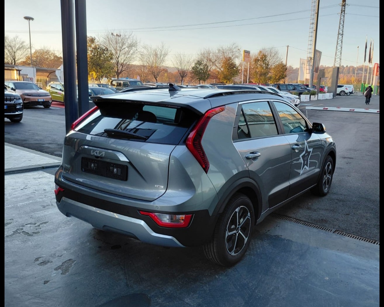 Foto KIA NIRO 1.6 MY25 HEV BUSINESS