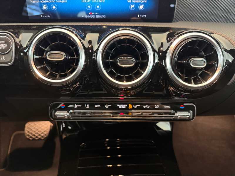 Classe A - W177 - A 200 D Sport Night Edition Auto