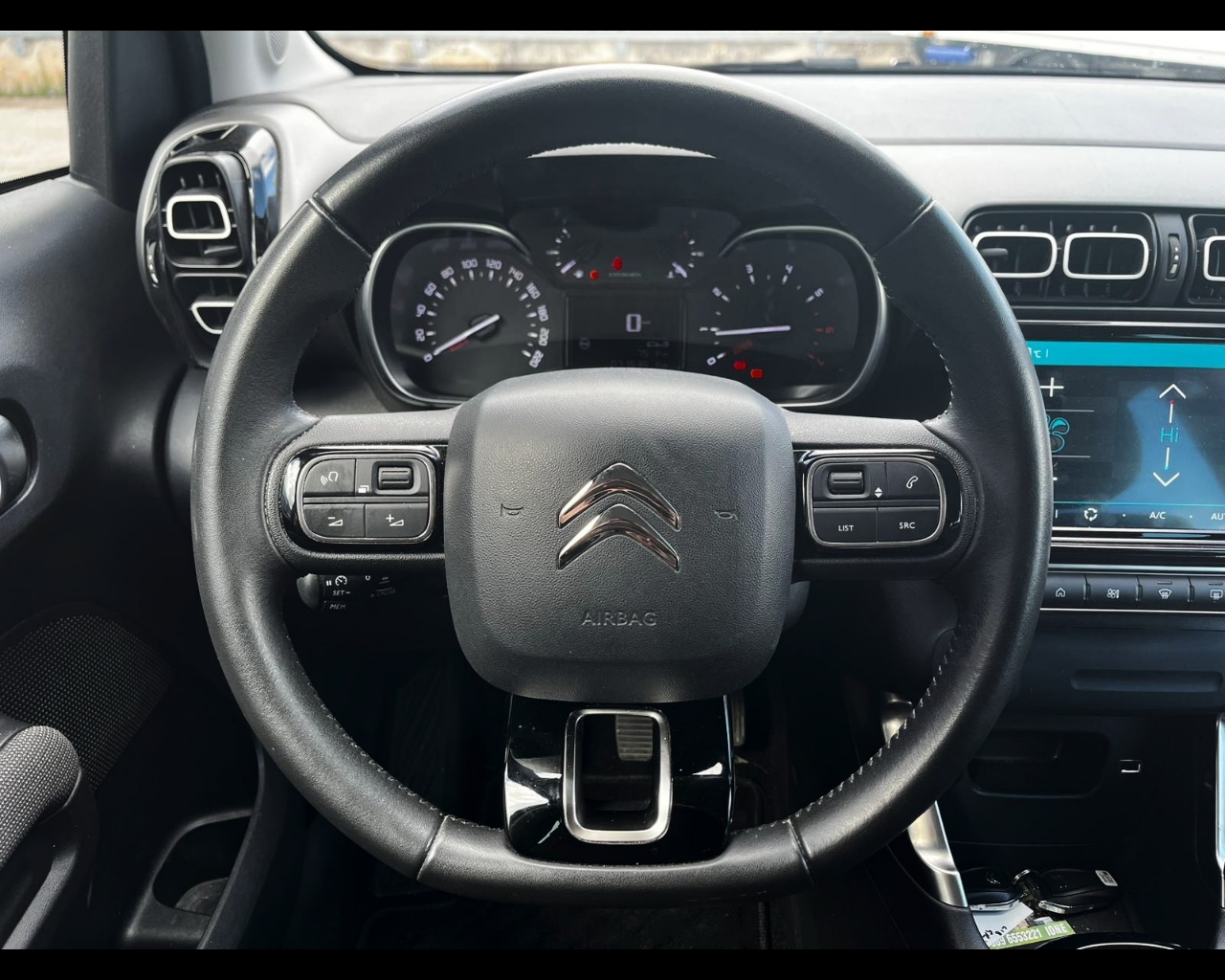 Foto CITROEN C3 Aircross 1.5 bluehdi Shine Pack s&s 110cv