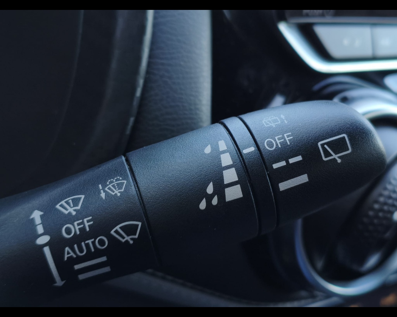 Foto NISSAN Juke 1.6 hev Premiere Edition