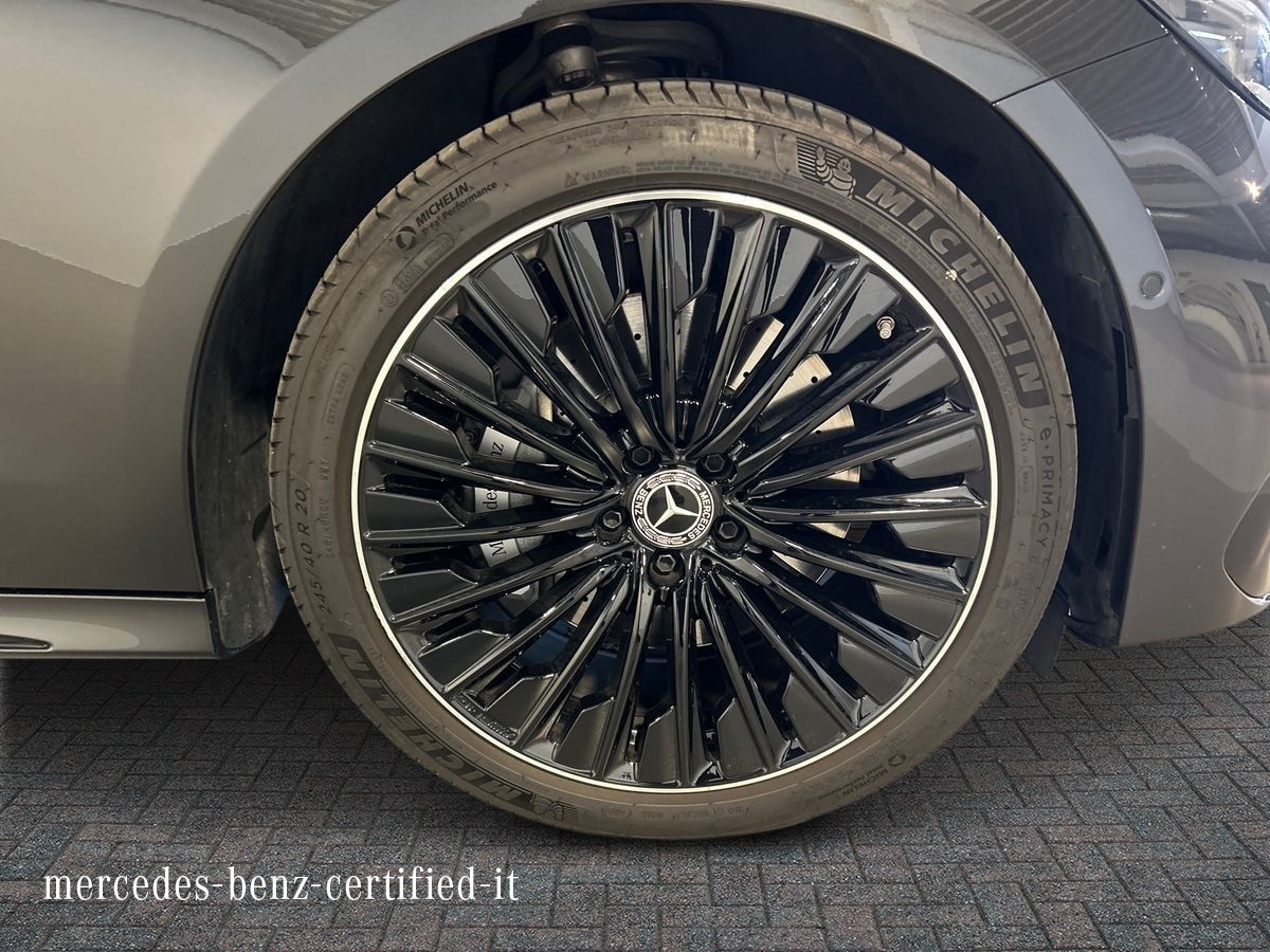 Mercedes Classe E Station Wagon Classe E Station Wagon 220 d AMG Line Premium 4Matic 9G-Tronic - 17