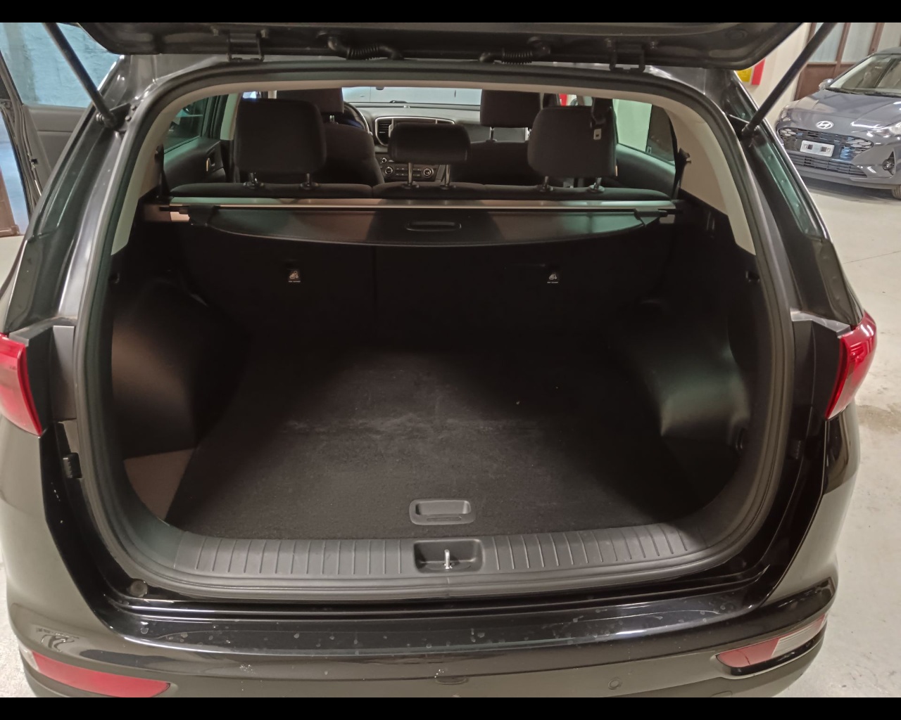 KIA Sportage 4ª serie Sportage 1.6 GDI 2WD Cool benzina usato - 13