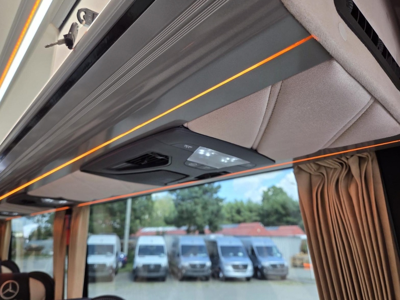 Mercedes Sprinter Sprinter Minibus 19+1+1 posti - 9