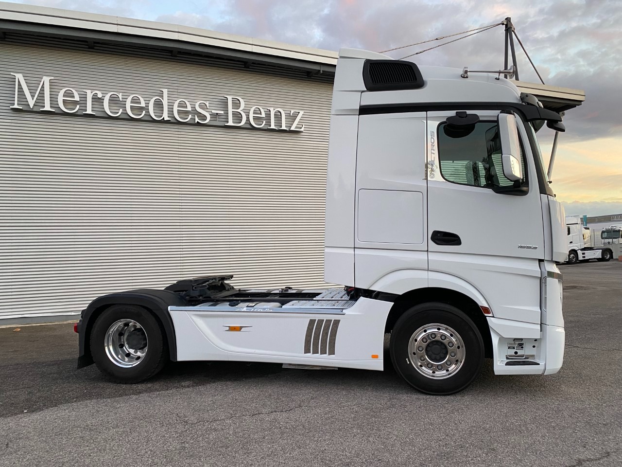 Mercedes Actros actros 1853 LS flat cab. Str.Sp.2,5 Euro VI - 2