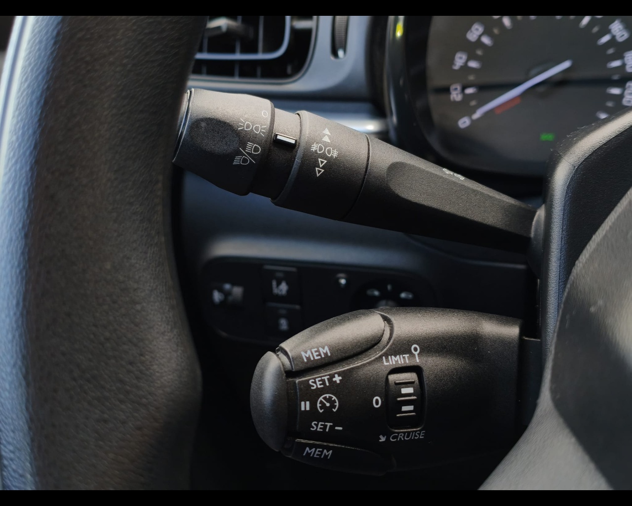 Foto CITROEN  C3 1.2 puretech Feel s&s 83cv neopatentati 