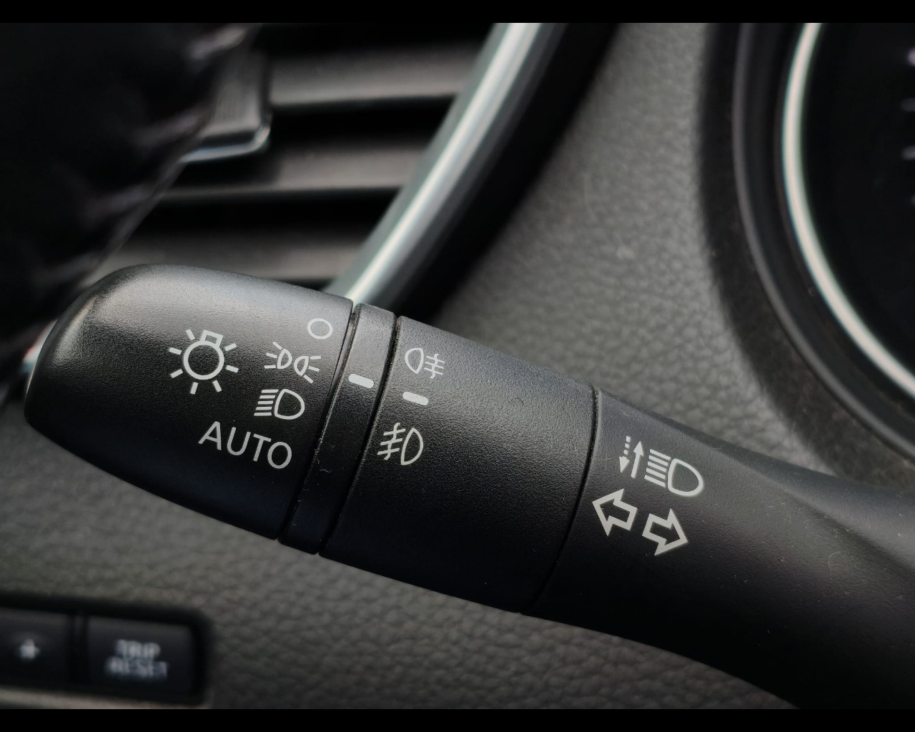 Foto NISSAN Qashqai 1.5 dci N-Connecta 115cv