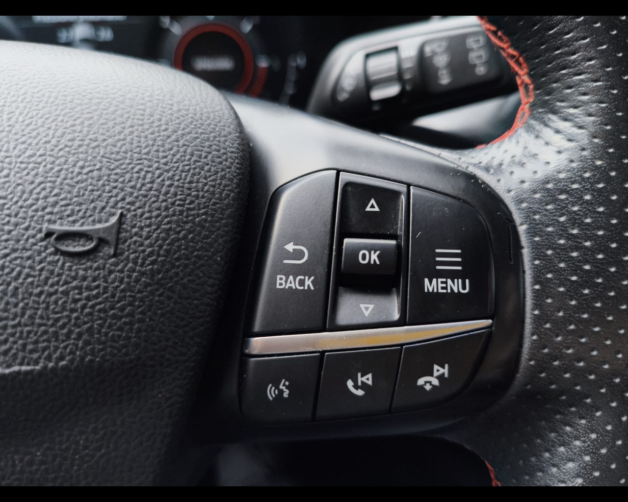 Foto FORD Kuga 1.5 ecoblue ST-Line X 2wd 120cv