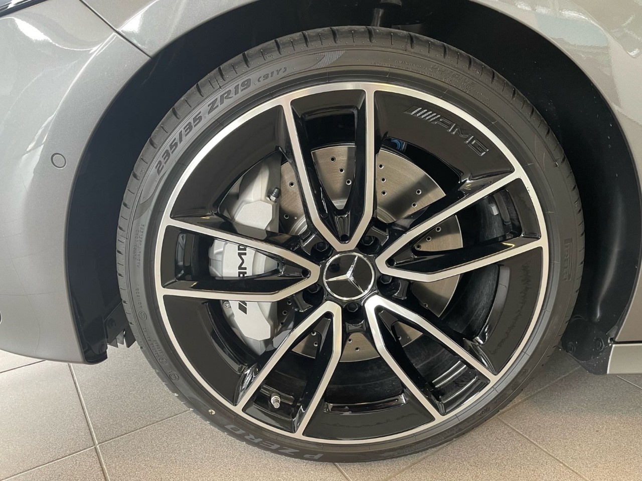 Mercedes-AMG Classe A AMG Classe A 35 AMG 4Matic AMG Line PREMIUM PLUS - 12