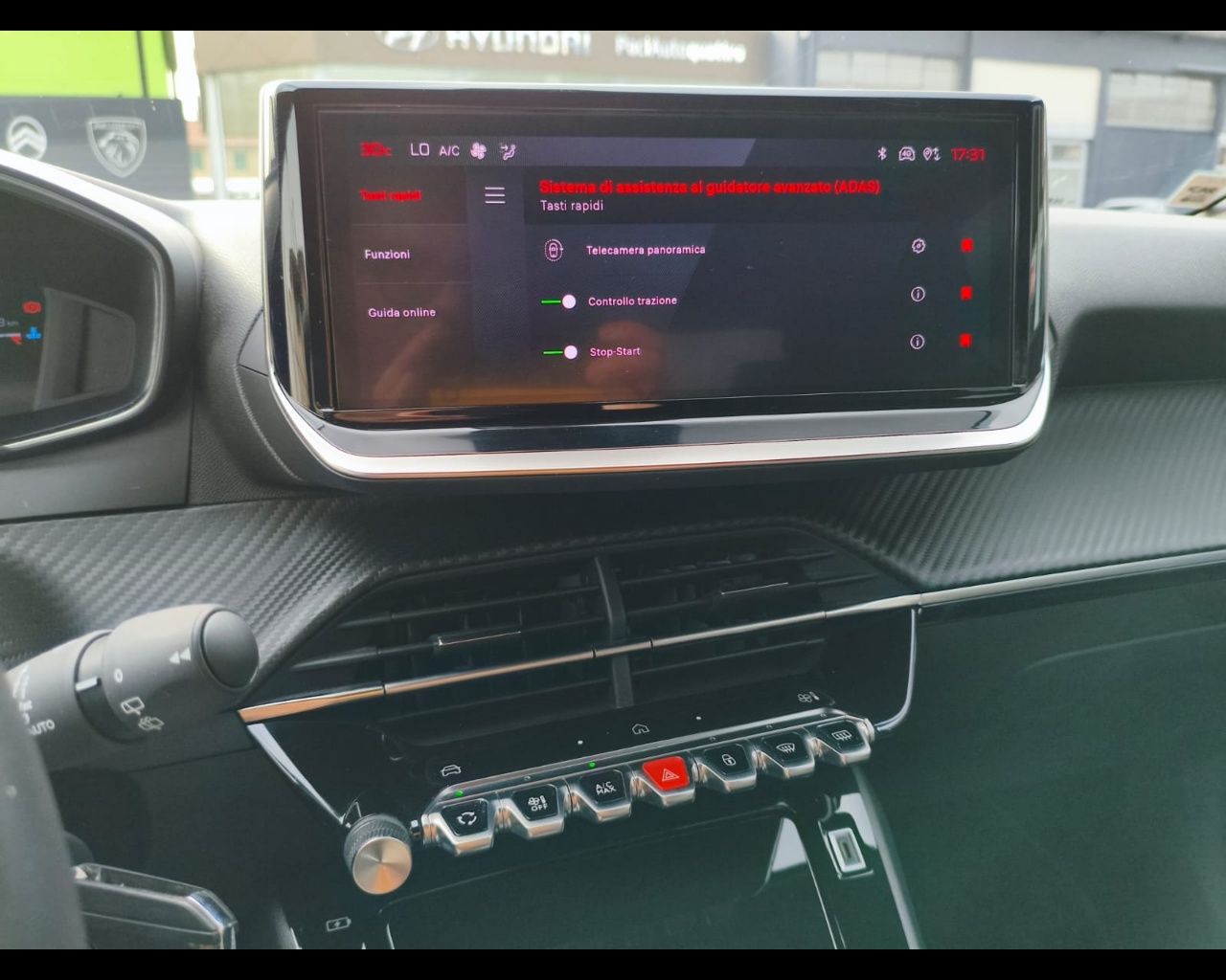 Foto PEUGEOT 2008 1.5 bluehdi Allure s&s 130cv eat8