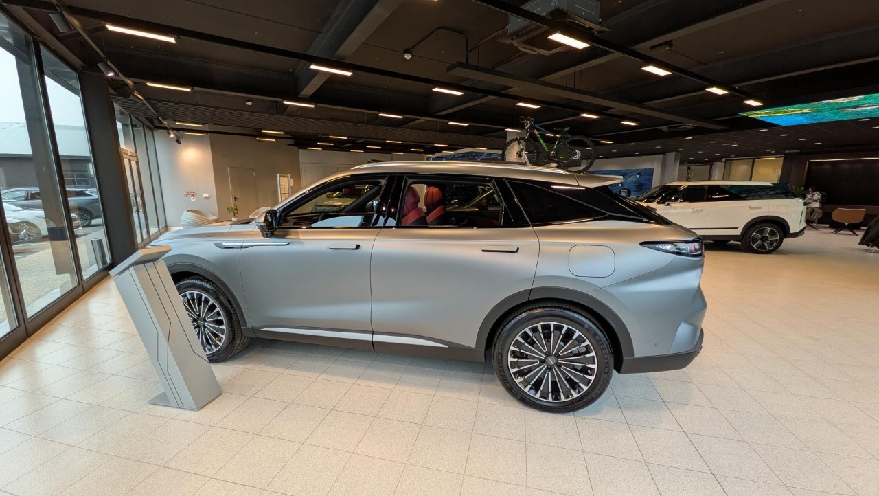 Omoda OMODA 9 9 - SHS-P 1.5TGDI Trazione AWD - Premium - 4