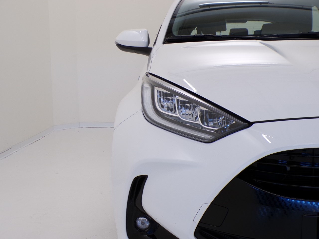 Toyota Yaris Yaris 1.5 VVT-iE Hybrid Trend E-CVT - 5