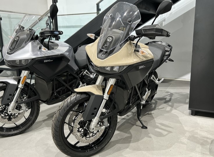 Foto veicolo ZERO MOTORCYCLES DS ZF14.4+ A1 MY24 DS ZF14.4+ A1 MY24 Elettrica