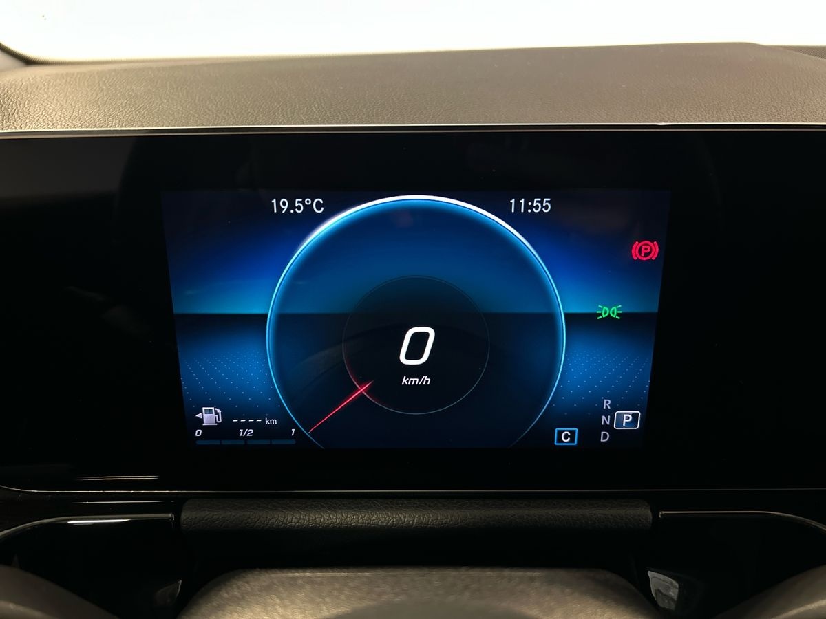 Mercedes GLA GLA 200 D Business Extra 8G-DCT - 13