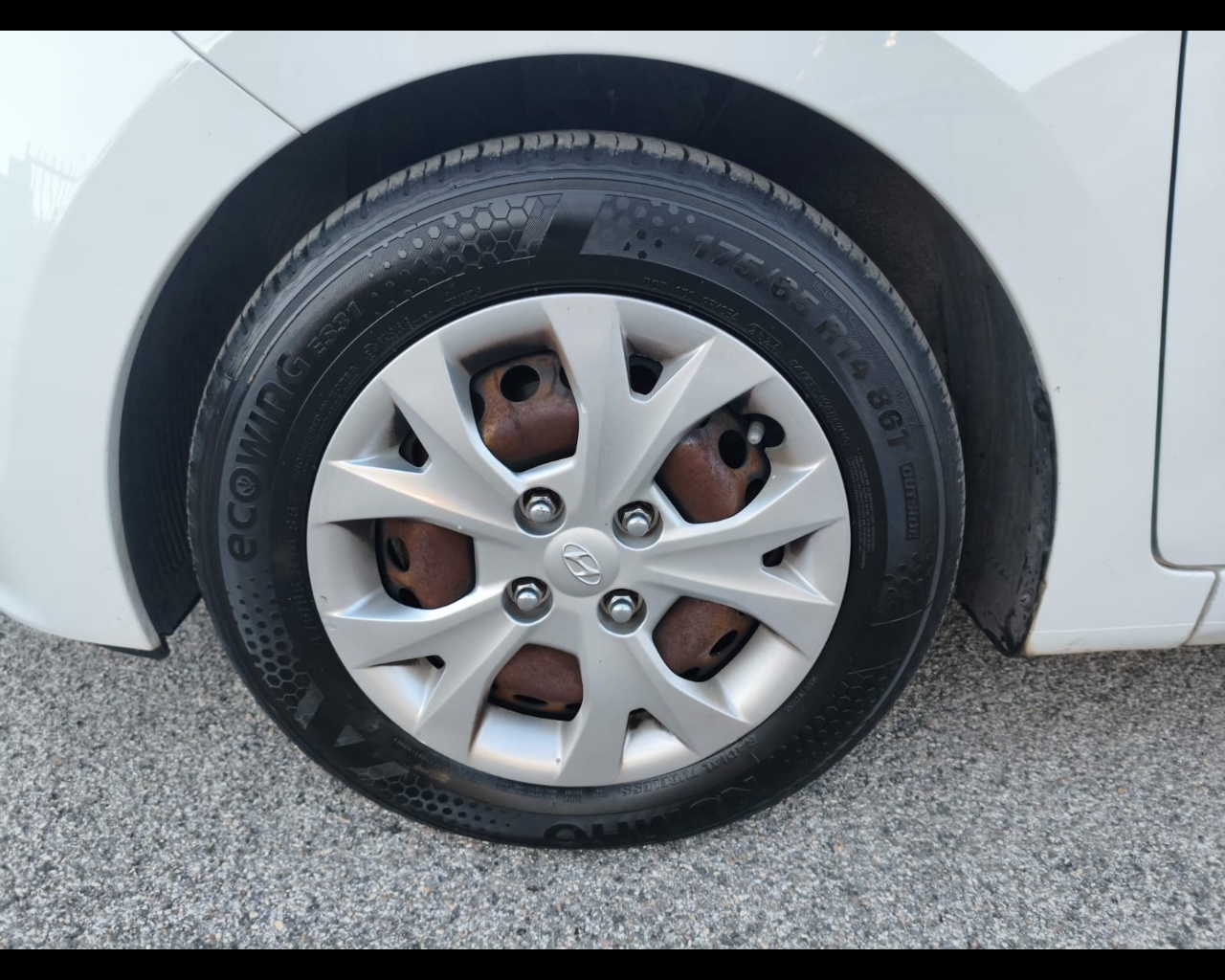 Foto HYUNDAI i10 1.0 Login econext Gpl E6