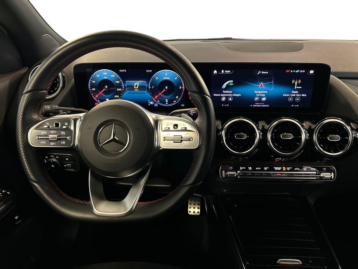 Mercedes GLA GLA 200 D Premium 4Matic 8G-DCT - 11