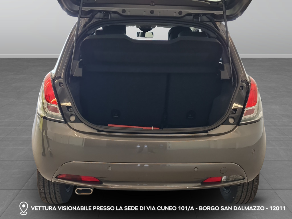 Panoramica 6° Immagine Veicolo