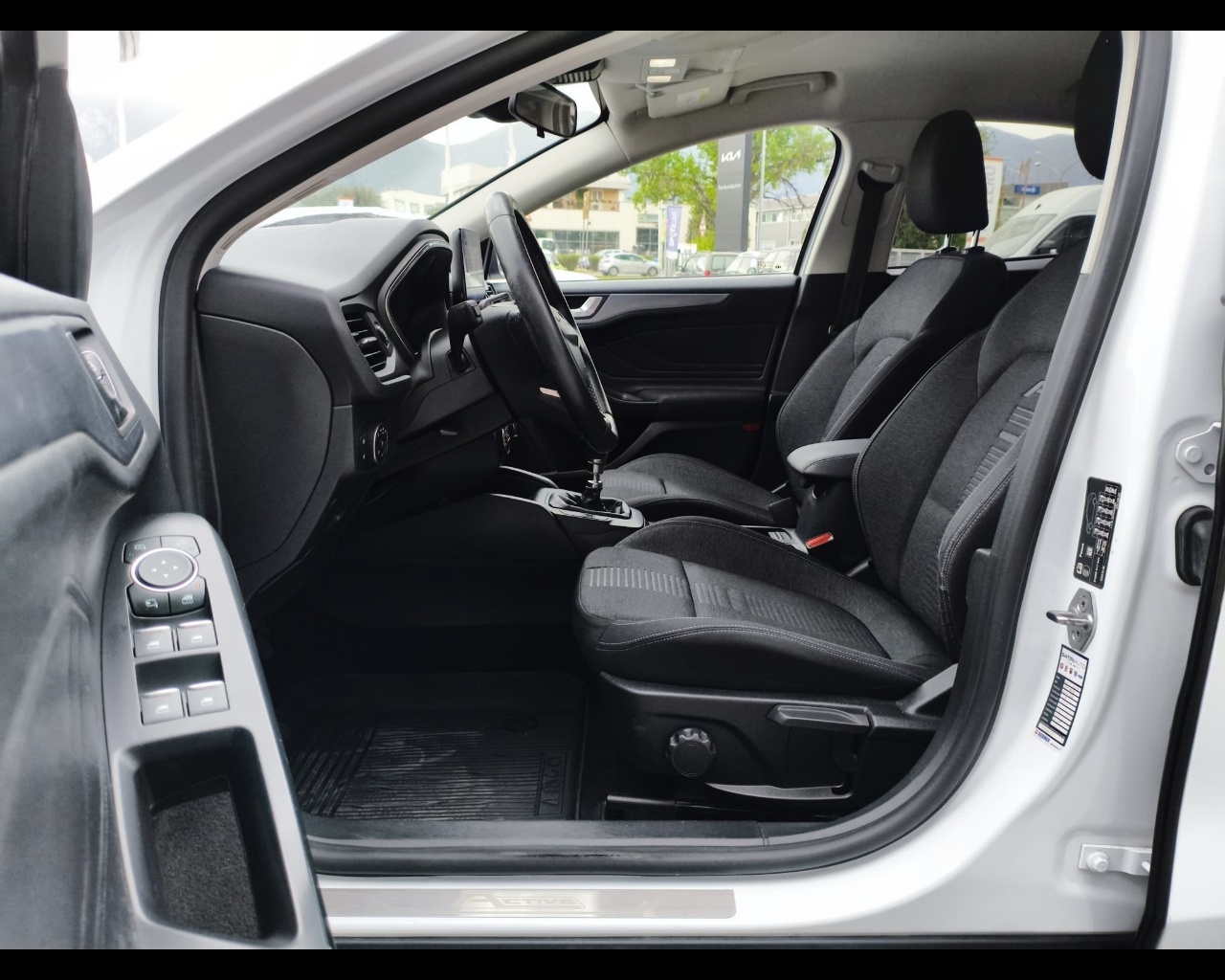 Foto FORD Focus Active 1.0 ecoboost s&s 125cv