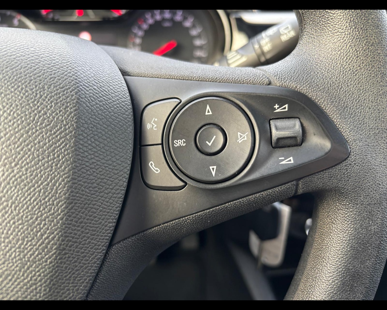 Foto OPEL Corsa 1.2 Edition 75cv