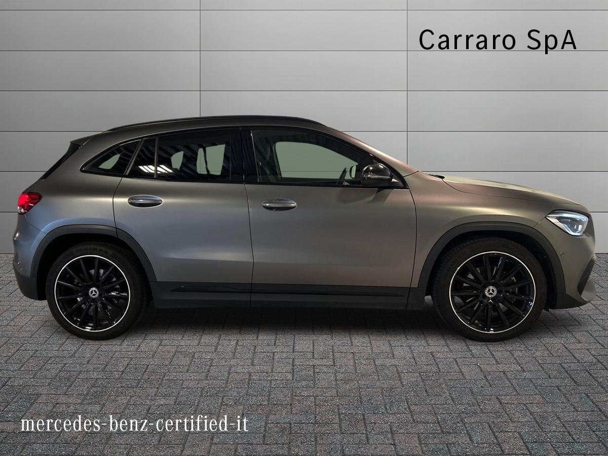 Mercedes GLA GLA 220 D Premium 4Matic 8G-DCT - 5