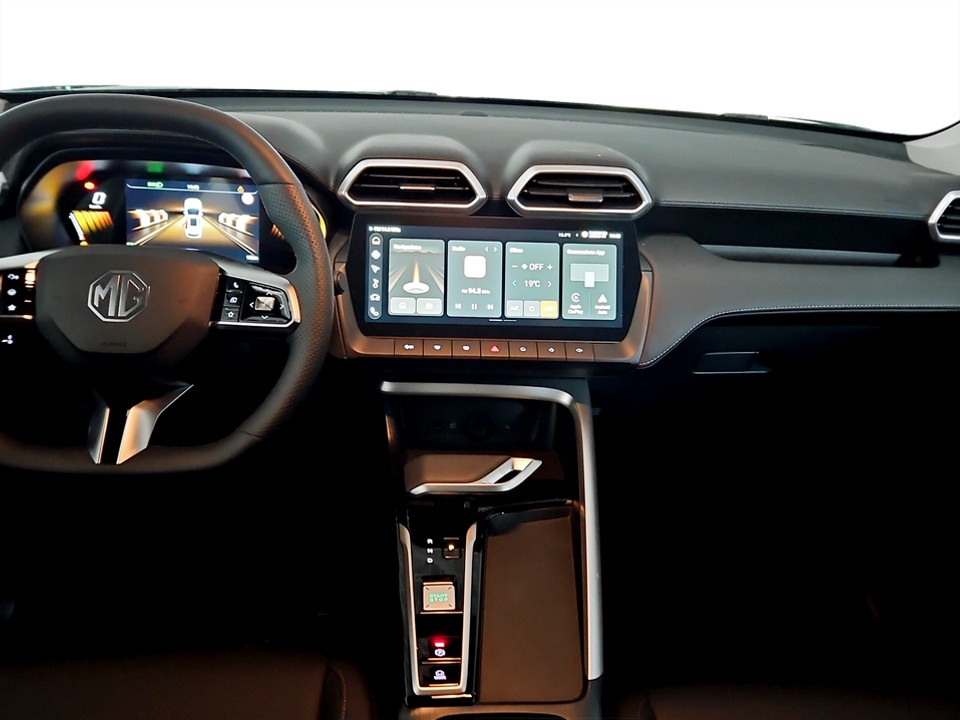 MG ZS 1.5 hybrid+ Luxury auto Ibrida usato - 10