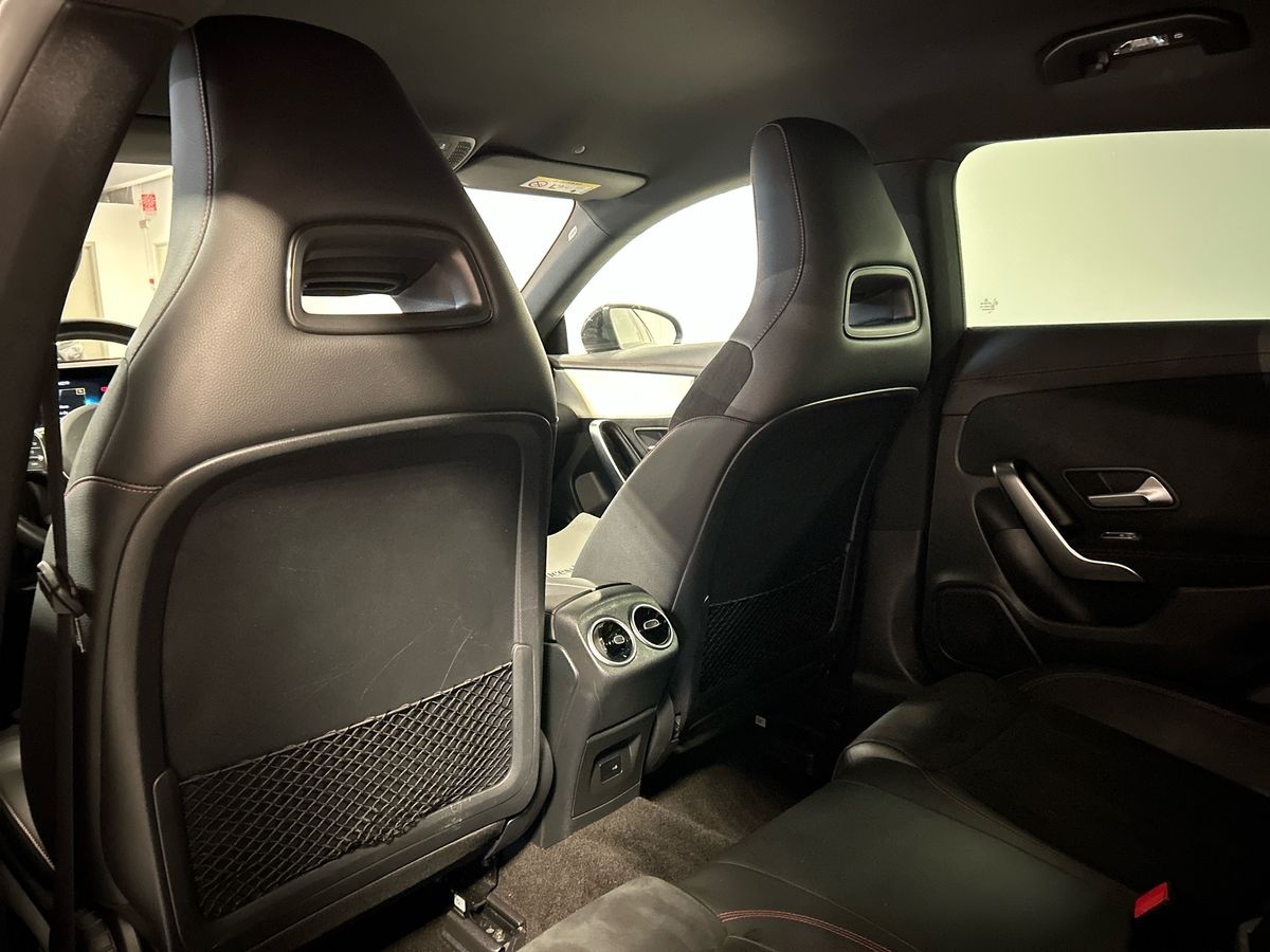 Mercedes CLA Shooting Brake CLA Shooting Brake 200 D Premium 8G-DCT - 16