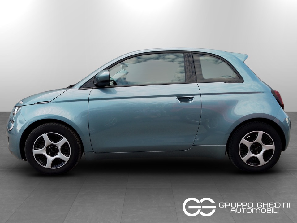 FIAT 500 500e 42 kWh Passion Elettrica usato - 1