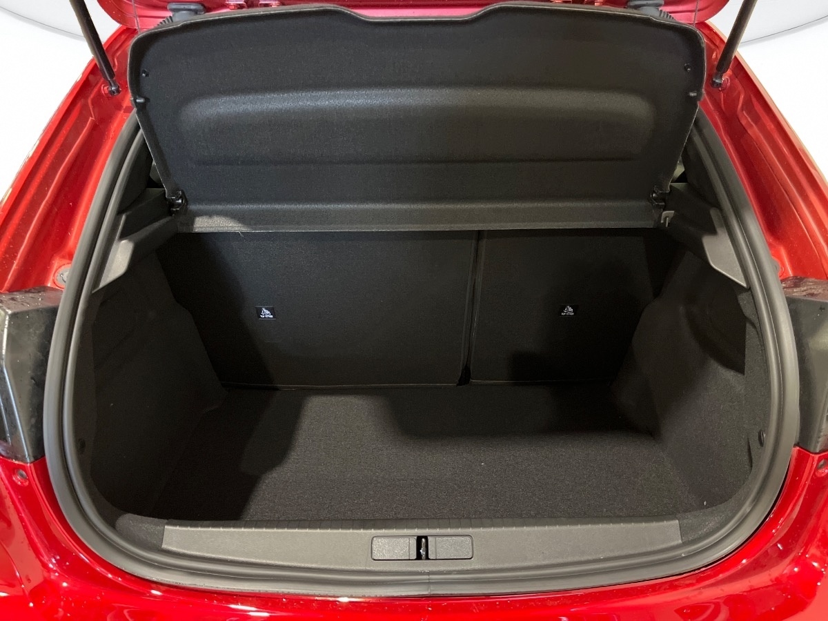 Peugeot 208 Nuovo Ibrido benzina 208 Verona