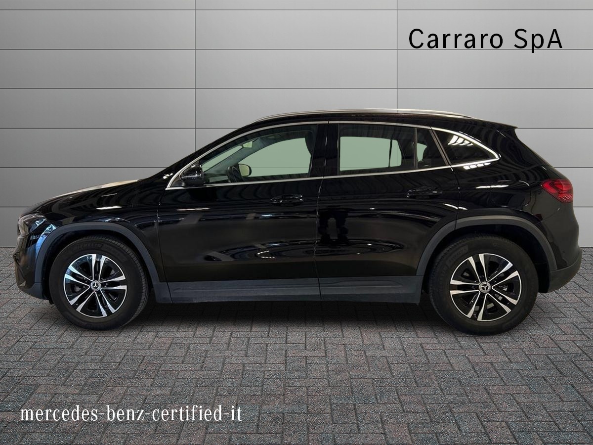 Mercedes  GLA 180 D Advanced 8G-DCT - 6