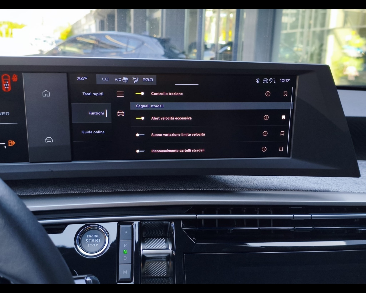 Foto PEUGEOT 5008 1.2 hybrid Allure 136cv e-dcs6