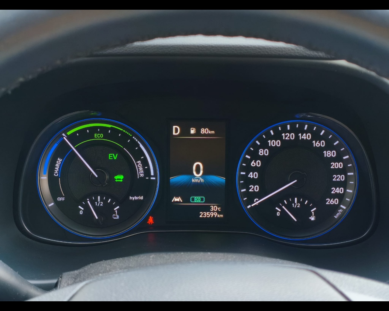 Foto HYUNDAI Kona 1.6 gdi hev Xtech 2wd 141cv dct