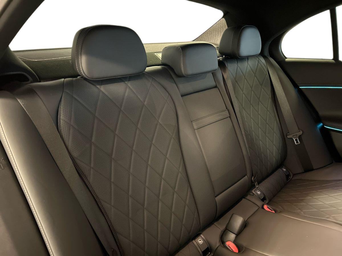 Mercedes  Classe E Berlina 220 d AMG Line Premium 4Matic 9G-Tronic - 16