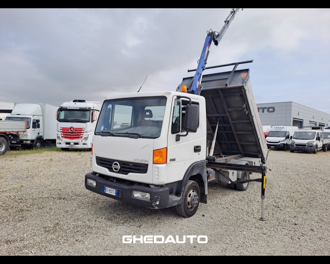 NISSAN ATLEON 35.15  usato