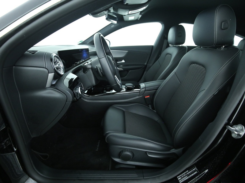 Mercedes CLA Shooting Brake CLA Shooting Brake 180 d Automatic Sport - 8