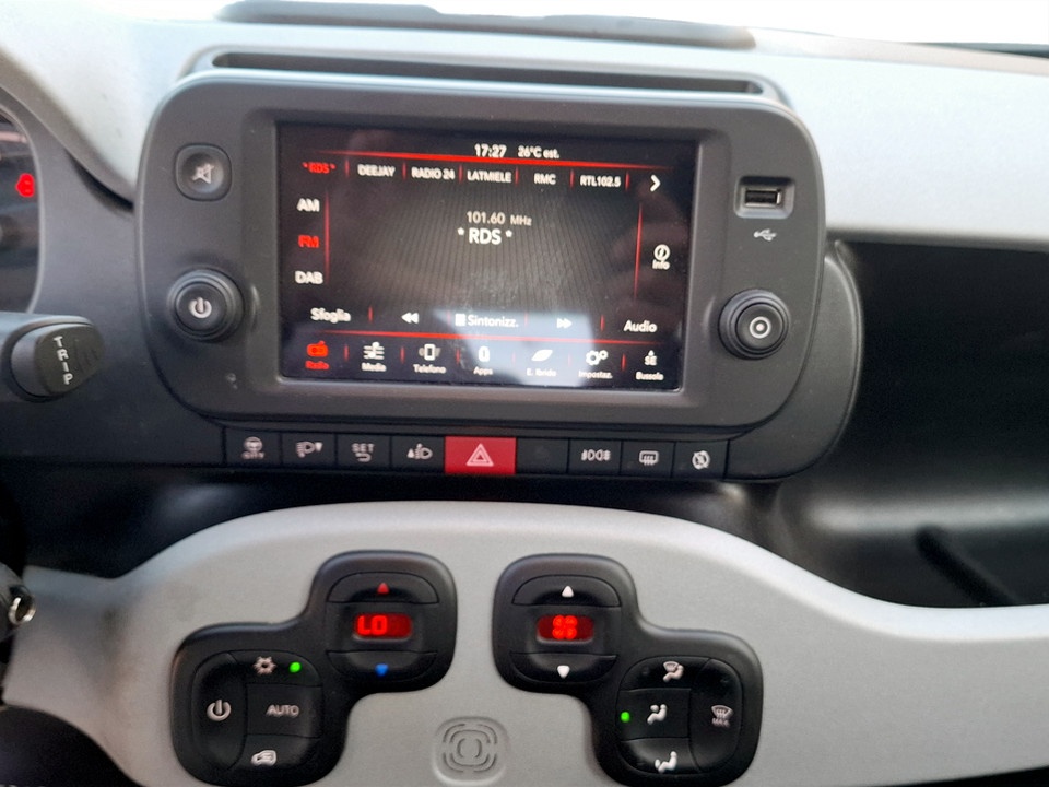 FIAT Panda 1.0 firefly hybrid Cross s&s 70cv 5p.ti Ibrida usato - 10