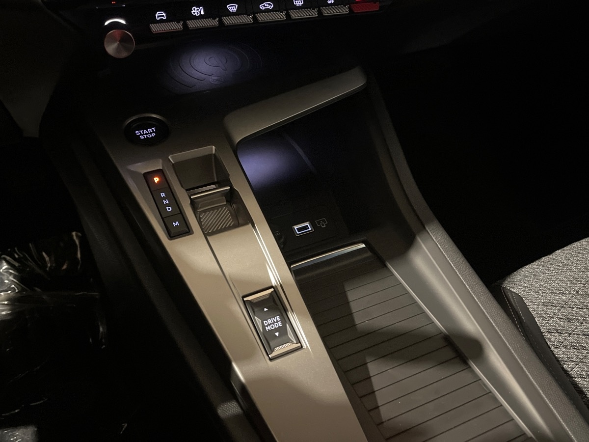 Peugeot 308 Nuovo Ibrido benzina 308 Verona