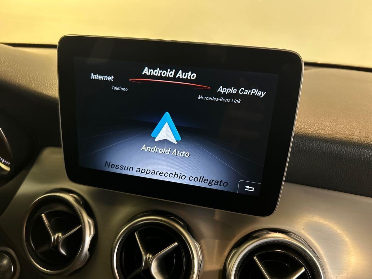 Mercedes GLA GLA 200 D Premium 7G-DCT - 12