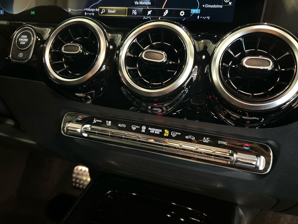 Mercedes GLA GLA 180 D Premium 8G-DCT - 14