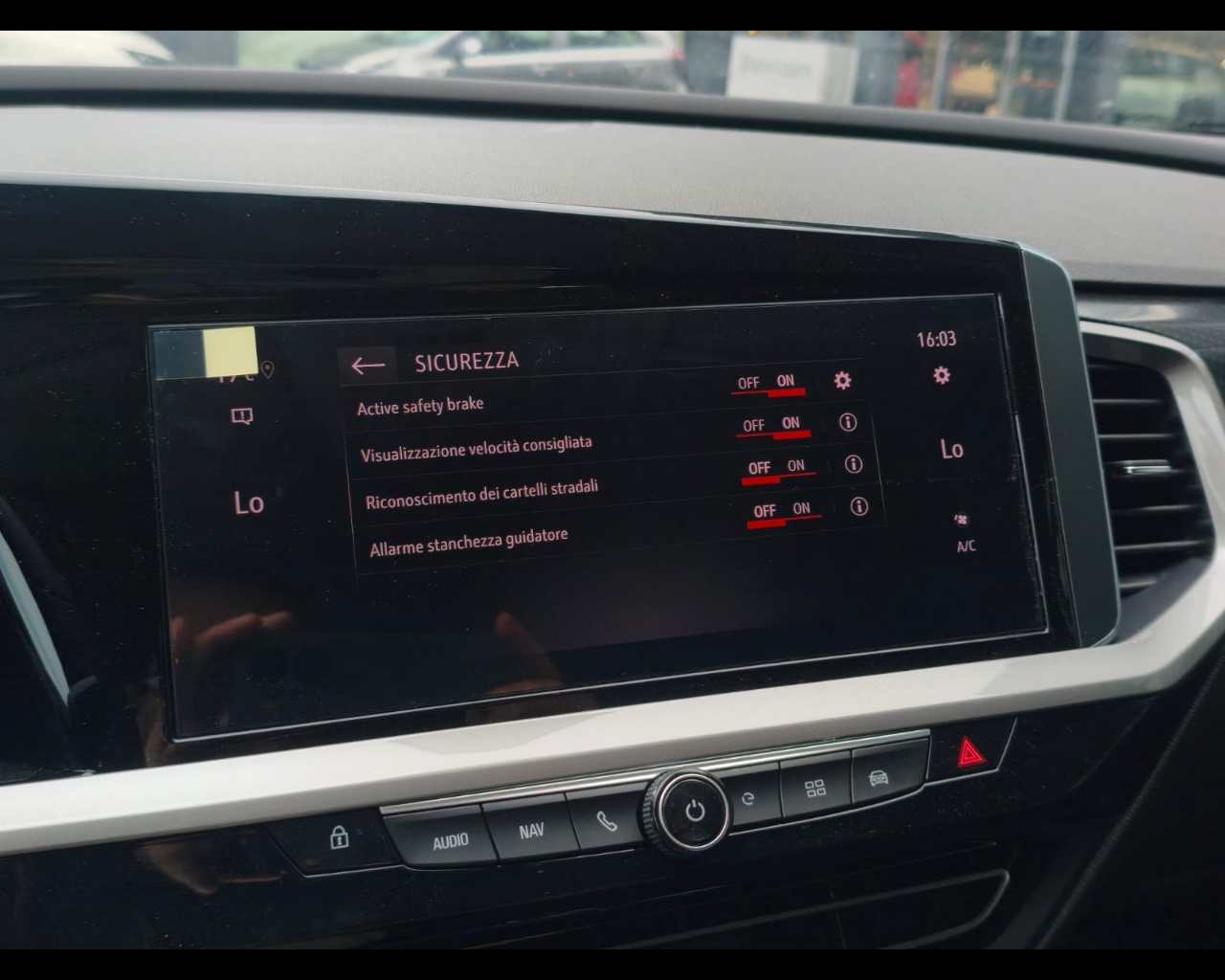 Foto OPEL Grandland 1.6 phev GS fwd 225cv auto