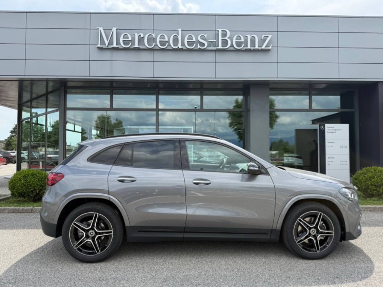 Mercedes GLA GLA 200 d Automatic AMG Line Extra - 4