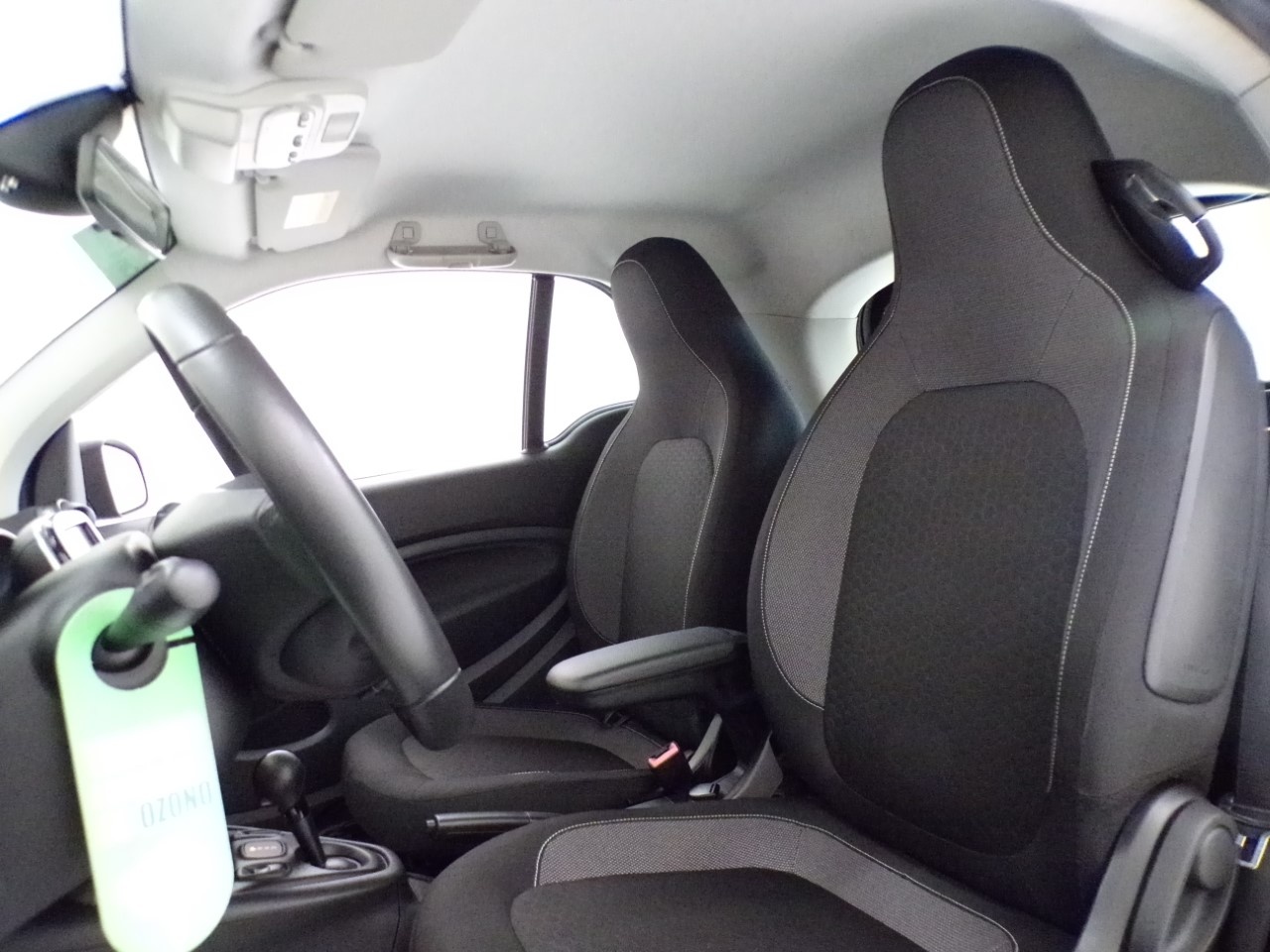 smart fortwo fortwo 22kW EQ Passion - 12