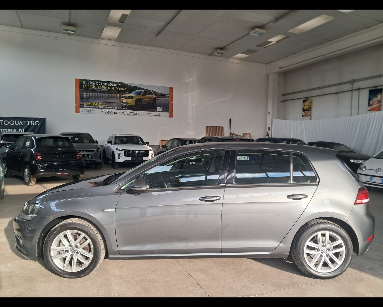 Foto VOLKSWAGEN Golf 5p 1.5 tgi Executive 130cv dsg