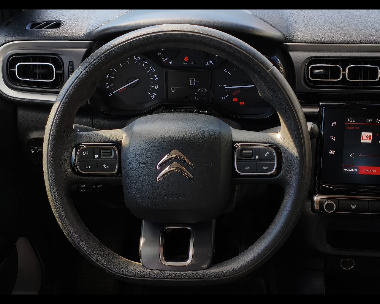 Foto CITROEN C3 1.5 bluehdi Shine s&s 100cv 6m