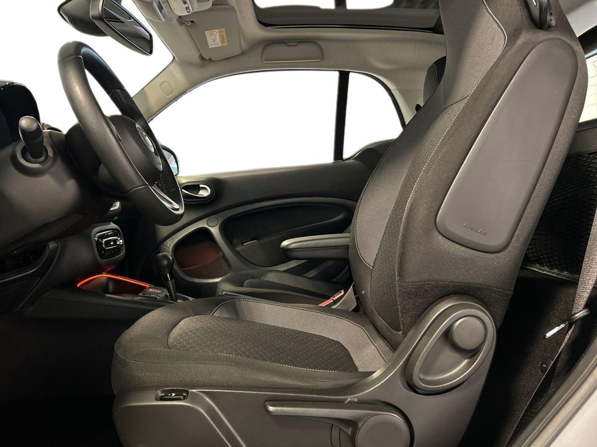 smart fortwo fortwo 22kW EQ mattrunner - 10