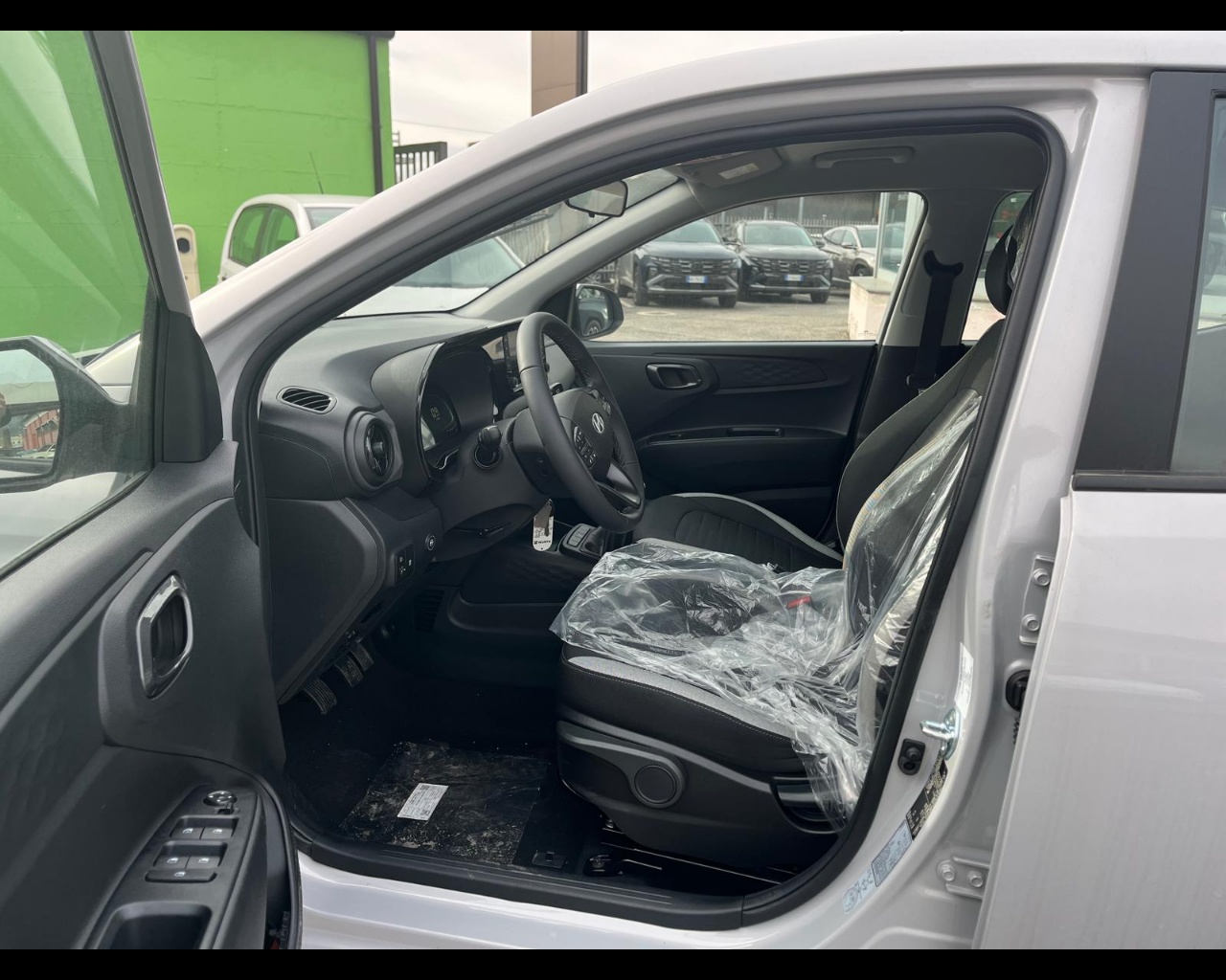 Foto HYUNDAI I10 PE MY25 5P 1.0 GPL MT CONNECTLINE